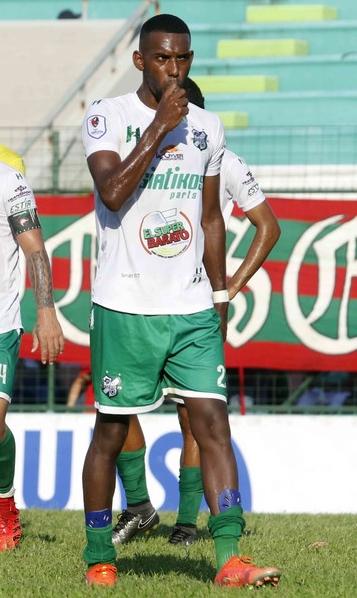 Mercado: Dos hondureños más al extranjero, legionario se despide de club y los que terminan contrato en Vida y Motagua