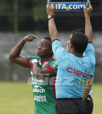 NO VISTE EN TV: Un 'espontáneo' en Tocoa y el noble gesto de Costly