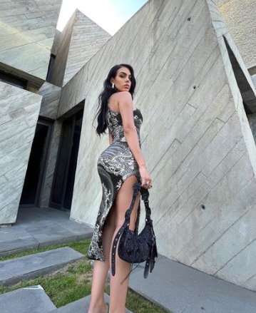 Georgina Rodríguez incendió Las Vegas: así lució la novia de Cristiano en los Latin Grammy 2022 y su incidente antes de la premiación