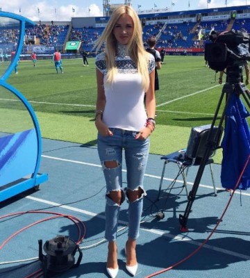 ¿Messi o Cristiano? La sensual embajadora del mundial de Rusia sorprendió con su respuesta