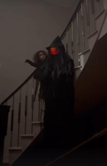 Brujas, fantasmas y calaveras: así luce la mansión del terror de Cristiano Ronaldo para Halloween