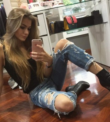 Paco Jémez, técnico del Cruz Azul pide respeto para su encantadora hija Nadia