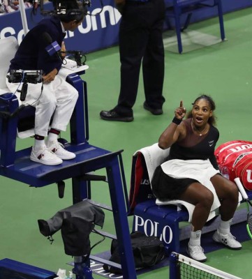Lágrimas, dolor e insultos: Serena Williams perdió el control en la final del US Open