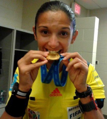 Claudia Umpierrez, la última bella árbitro en debutar en el fútbol masculino