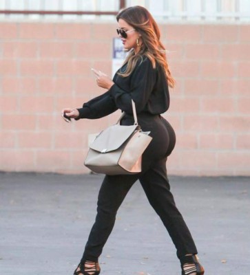 ¡De infarto! Las 11 fotos subidas de tono de Khloe Kardashian