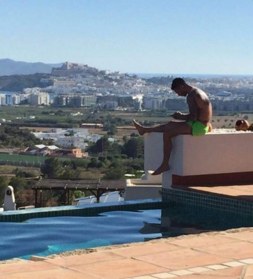 Fotos: Las silenciosas y espectaculares vacaciones de Sergio Ramos