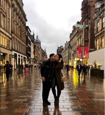 El cambio de la bella esposa de Emilio Izaguirre en su regreso a Escocia