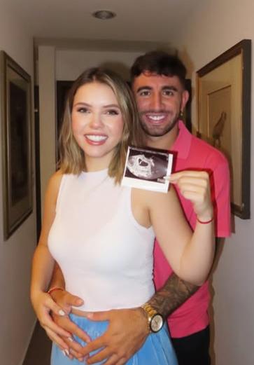 La historia de amor de Agustín Auzmendi con Cecilia García: así lo flechó la hondureña y hoy recibieron el mejor regalo de sus vidas