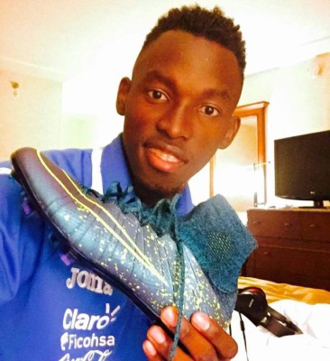 FOTOS: El álbum de Alberth Elis, la 'panterita' del fútbol de Honduras