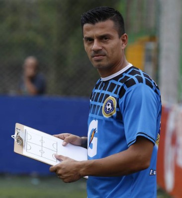 Los futbolistas hondureños y su pasión por los medios