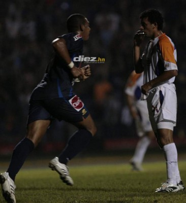 Las fotos que no habías visto de la final que le ganó Motagua a Saprissa en el Nacional