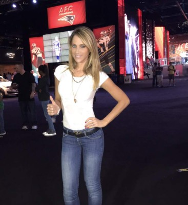 Inés Sainz, la veterana periodista mexicana que causa sensación en el Super Bowl