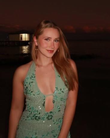 Le fue infiel a su novia el mismo día que le pidió matrimonio y ella lo expone todo: Cómo alguien puede ser tan malvado...