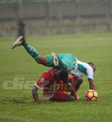 NO VISTE EN TV: ¿Para quién fue? El obsceno gesto de Costly y el reclamo de Claros