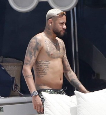 ¡Lo comparan con Hazard! Neymar sorprende con su estado físico en sus vacaciones desde Ibiza: 'increíble panza' &nbsp;&nbsp;