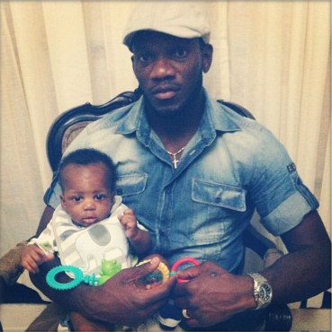 David Suazo, uno de los más grandes referentes del fútbol hondureño a nivel internacional, es uno de los tíos de Esteban. Esta foto fue cuando el pequeño tenía tres meses de edad.