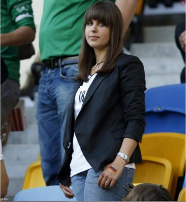 Novias y esposas que no conocías de grandes estrellas del fútbol