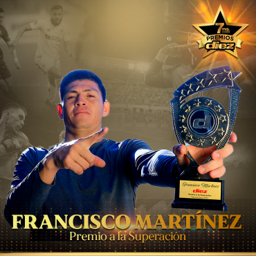 Francisco ‘Chelito’ Martínez se llevó el Premio a la Superación tras su gran año con el Marathón.