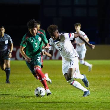 Keyrol Figueroa jugó los 90 minutos del encuentro en la final del Premundial Sub-17.