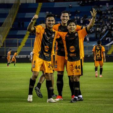 El Águila de El Salvador busca su clasificación a la Champions de Concacaf.