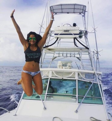 Laura Molina, la despampanante voleibolista salvadoreña que deslumbra con su belleza