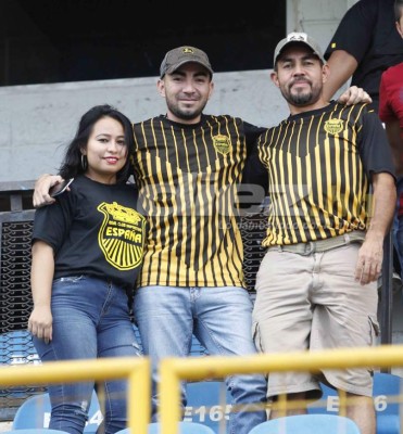 FOTOS: Así vive el Olímpico la fiesta de la gran final Real España-Motagua