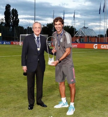 Irreconocibles: Futbolistas que ya están retirados, pero mantienen un físico impresionante
