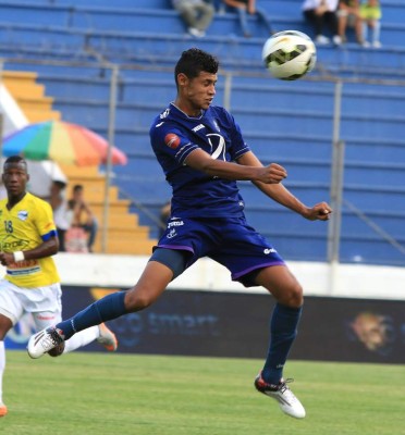 RUMORES Y FICHAJES: Vuelve Bruschi y Marathón anuncia dos extranjeros