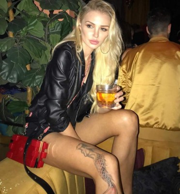 ¡INFARTANTE! La espectacular DJ que tiene entretenido al Barcelona en Estados Unidos