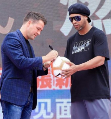 El escándalo de Michael Owen y los mensajes con contenido sexual: ''Le envié fotos a un hombre casado...''