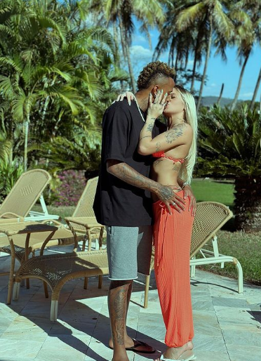 Militao presenta oficialmente a su nueva novia... ¡y la inesperada reacción de su ex!