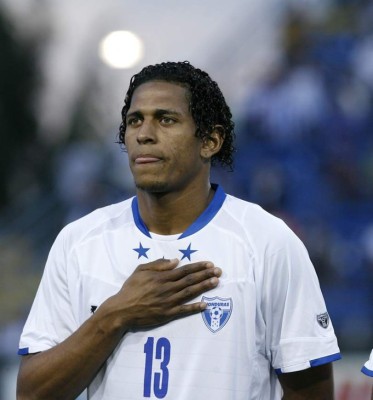 ¡Uno más a la lista! El nuevo y loco look de Carlo Costly con el Marathón