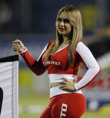 ¡BOMBONCITOS! El Morazán fue una pasarela... Qué mujeres tan bellas