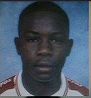 Así se ven jugadores y ex futbolistas de Honduras en sus cédulas de identidad