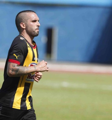 Jugadores que han llegado a Honduras con porte de figuras