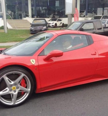 ¡Solo Nahuel maneja uno humilde! Los lujosos autos que conducen los jugadores del Tigres de México