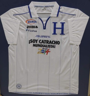 FOTOS: Así ha sido la evolución de la camiseta de Honduras desde 1970