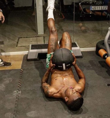 Vinicus copia y se transforma: La increíble rutina de entrenamiento del brasileño a lo Cristiano Ronaldo