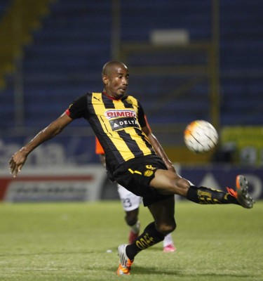 ¡Se busca chamba! Los jugadores que no tienen equipo