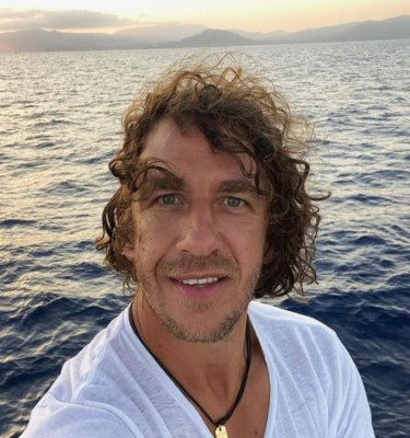 Rodeado de perros, su patrimonio y la polémica con sus hijas: así es la vida de Puyol tras dejar un vacío en el Barcelona