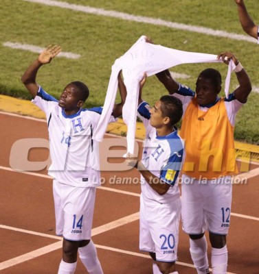 Las mejores imágenes del Honduras-El Salvador en el Olímpico