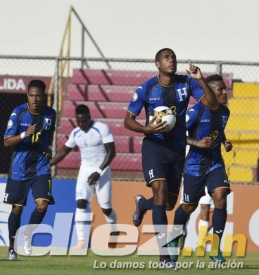 FOTOS: El rostro de Pinto y los jugadores tras el gris triunfo ante Nicaragua