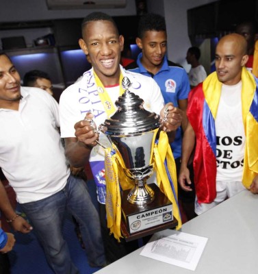 El álbum desconocido de Romell Quioto; sonrisas y tragedia en su camino al éxito