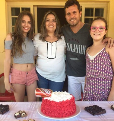 ¡Belleza! Así luce ahora la hija Carlinho, exjugador del Real España y Olimpia