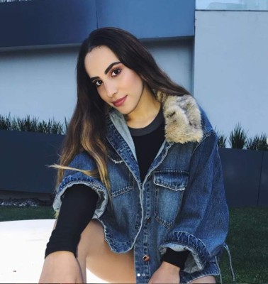 Julio César Chávez 'ofrece' a su espectacular hija: 'Aguanta tres rounds y es toda tuya'