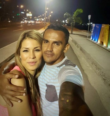 ¡Hermosa diputada! Pareja de futbolista tico embellece la política de su país