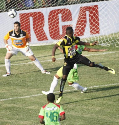 Las imágenes inolvidables de los clásicos entre Marathón y Real España