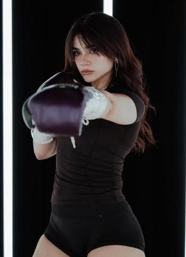 Faitelson destrozó a Alana Flores y recibe dura respuesta de exfutbolista: Me vienen con la historia de una chica fresa...