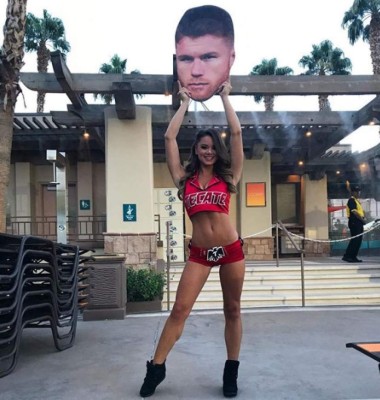 Las hermosas chicas del ring en la pelea Canelo-Golovkin