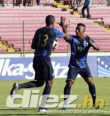 FOTOS: El rostro de Pinto y los jugadores tras el gris triunfo ante Nicaragua